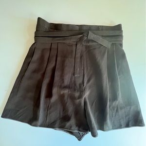 Marc Jacob black short with sewed in belt